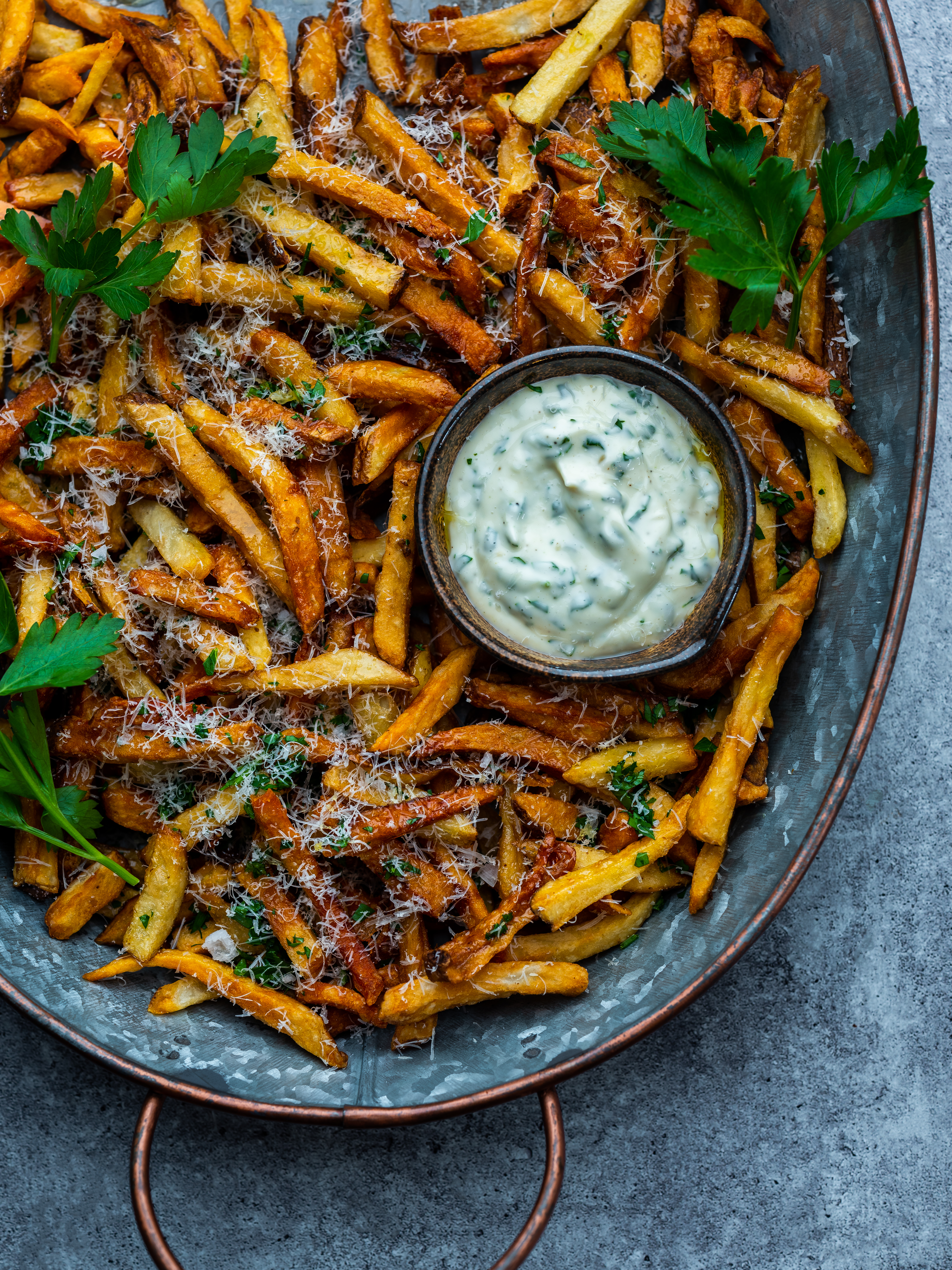 Smoked Garlic & Basil Aioli